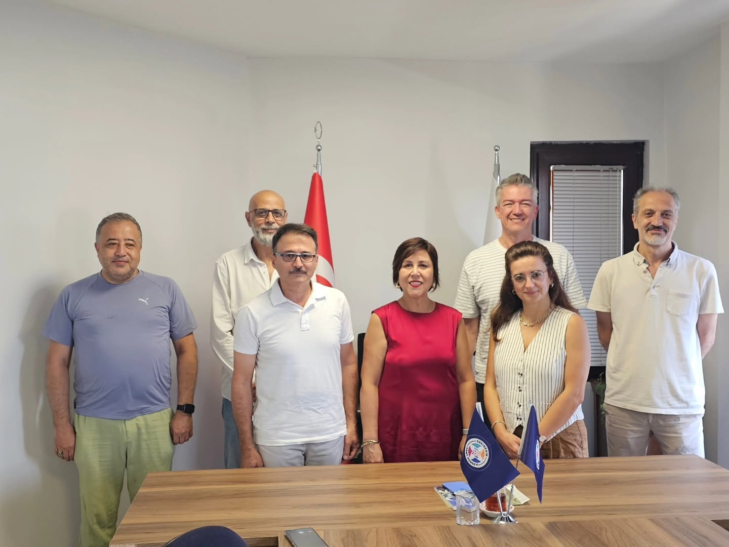 KÜLLÜOBA DOĞA VE AKTİVİTE GRUBU DERNEĞİ ÜYELERİ ESKİŞEHİR KENT KONSEYİ BAŞKANI İNCİ ÜLÜĞ’Ü MAKAMINDA ZİYARET ETTİ.